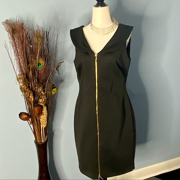 Sexy and sleek black dress - Picture 2 of 9